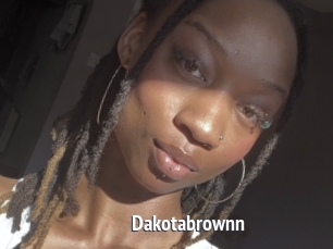 Dakotabrownn