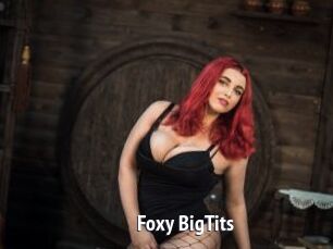 Foxy_BigTits_