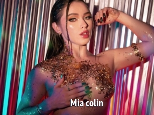 Mia_colin