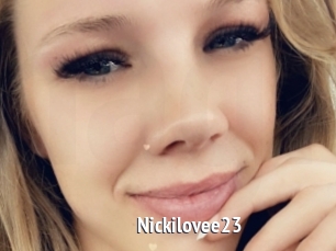 Nickilovee23